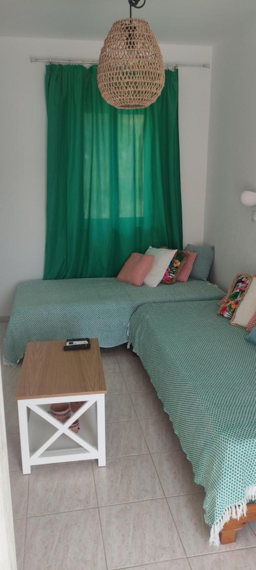 Nikos Studios Livadia  部屋 写真